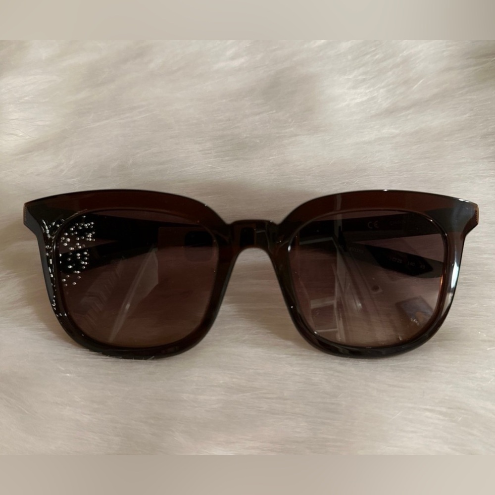 Nike Myriad Sunglasses - in brown gradient with gold swoosh